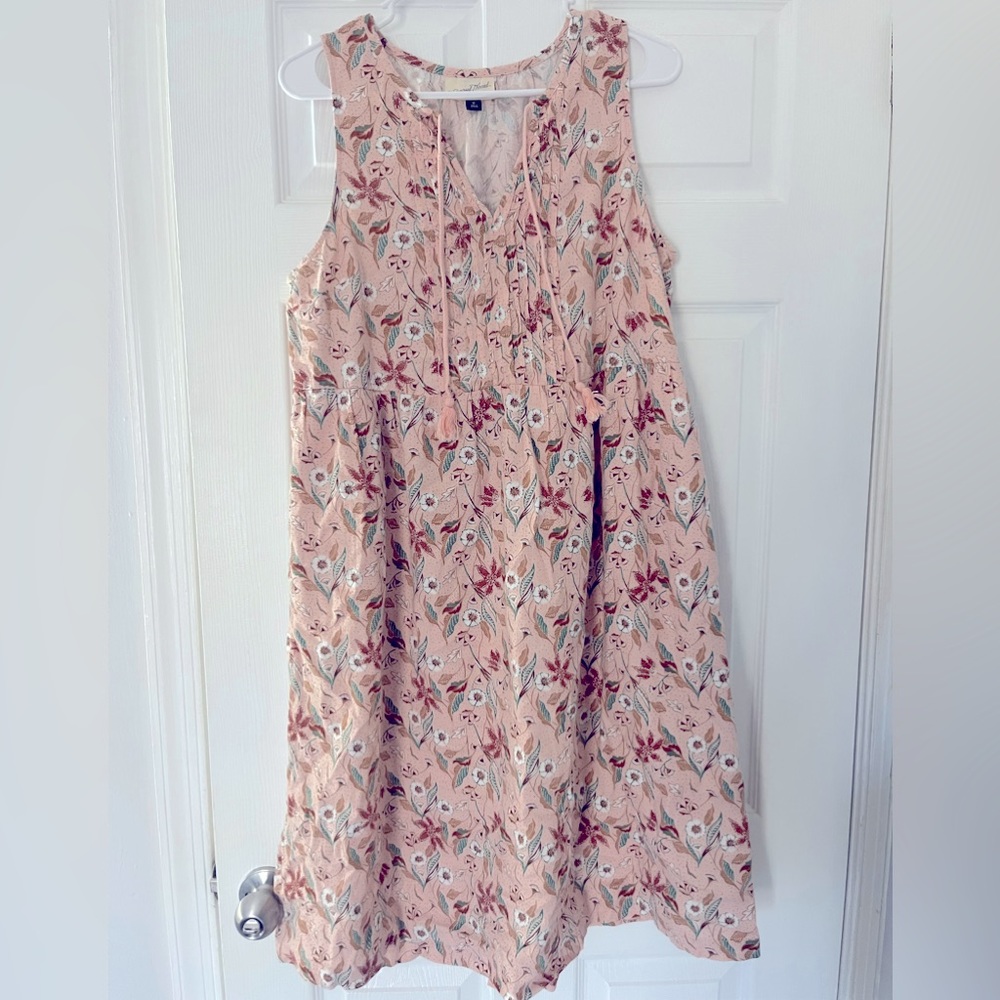 Universal Thread sleeveless dress with pockets- Size M